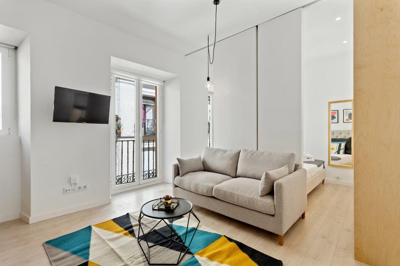 Modern 1 Bedroom Apartment Near Lavapies Madrid Exterior foto